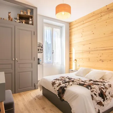 Nocleg ze śniadaniem Le Clos Grillet 4*
